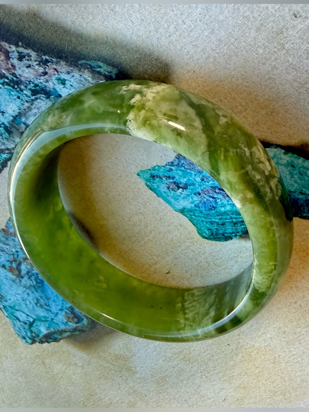 Green Wide Marbled Glass Bangle Bracelet